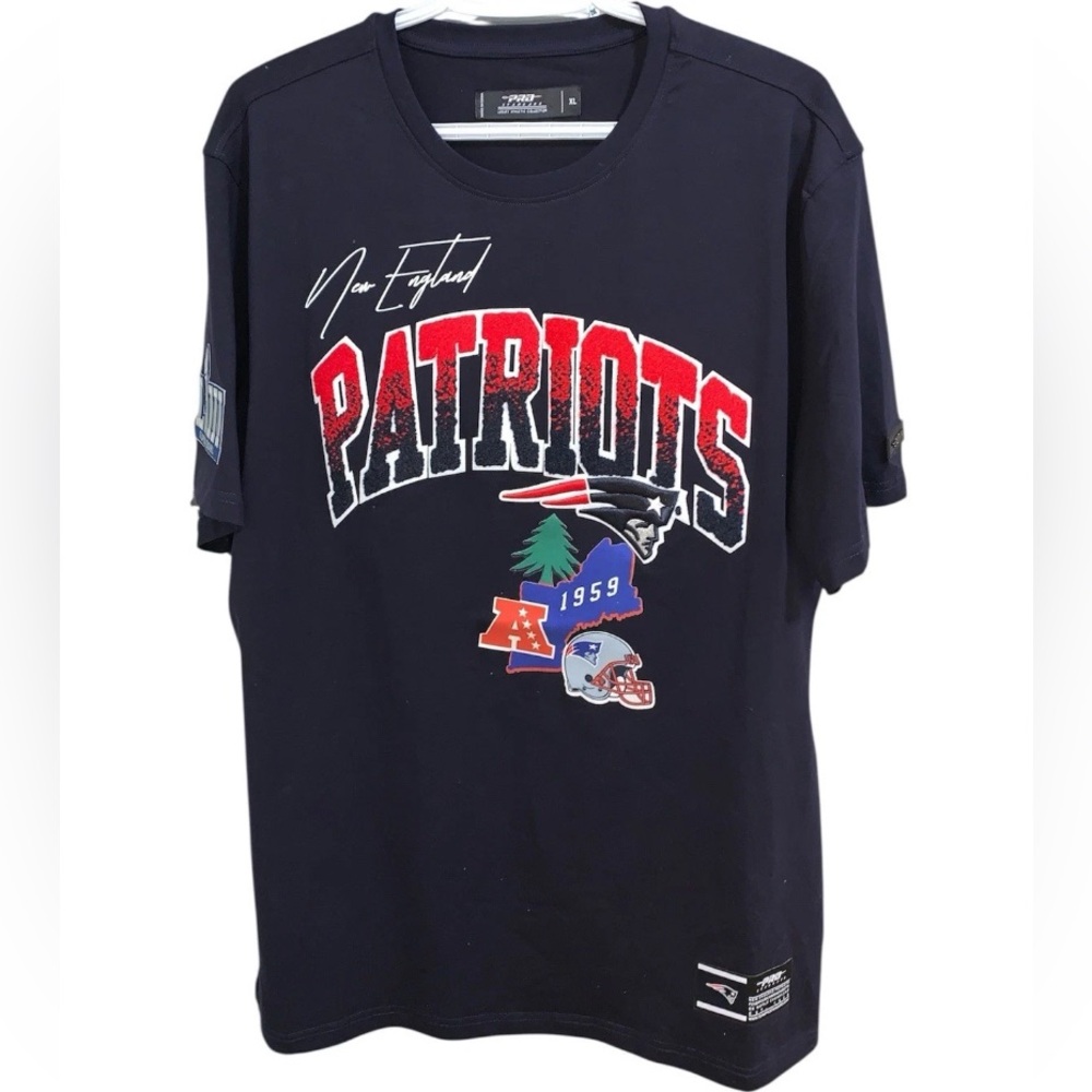 NFL New England Patriots Pro Standard Super Bowl Patch Felt T-Shirt Size XL